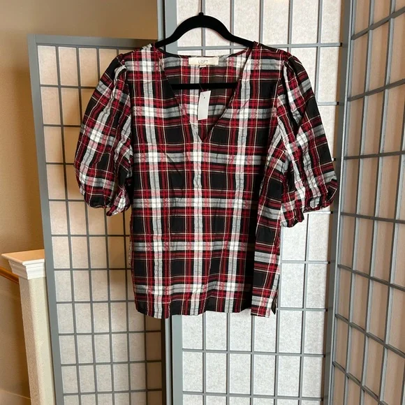 NWT LOFT Women's Plaid Puff Sleeve Top - Red and Black - Picture 1 of 5